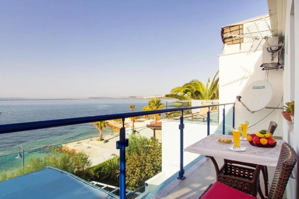 Beach Guesthouse Mediteran Podstrana Extérieur photo