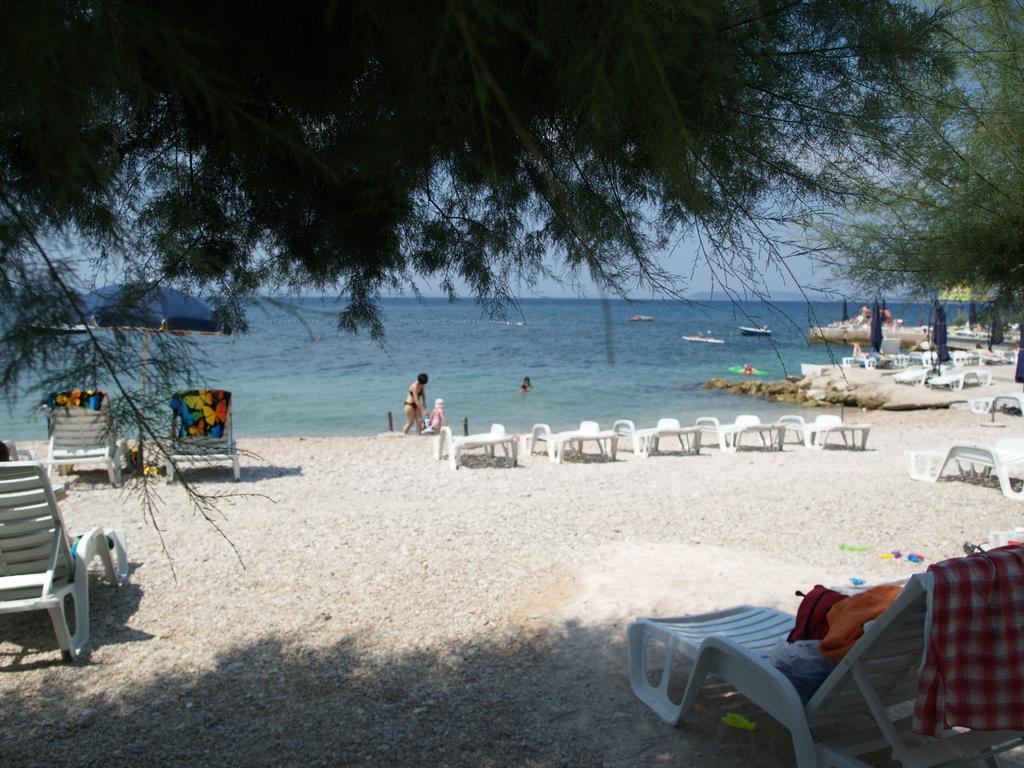 Beach Guesthouse Mediteran Podstrana Extérieur photo