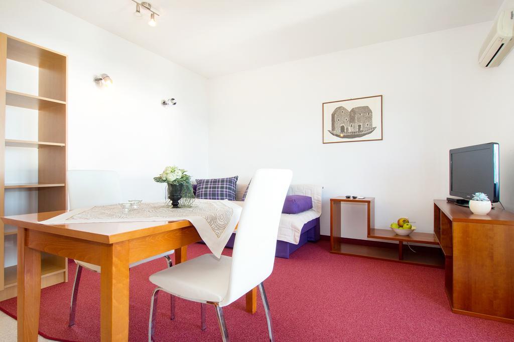 Beach Guesthouse Mediteran Podstrana Chambre photo